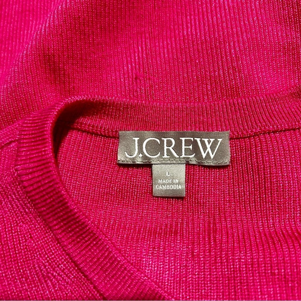 J.Crew Cardigan Size L in Fuchsia Pink, Button Up, Academia with Flavor - Picture 3 of 4
